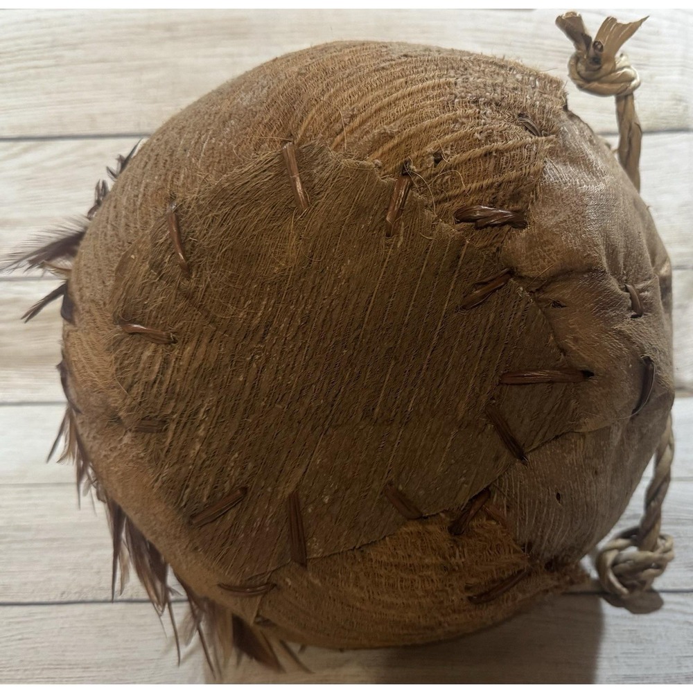 Vintage Handmade Native American Basket with Real Fur & Feathers Embellishments - Picture 6 of 6